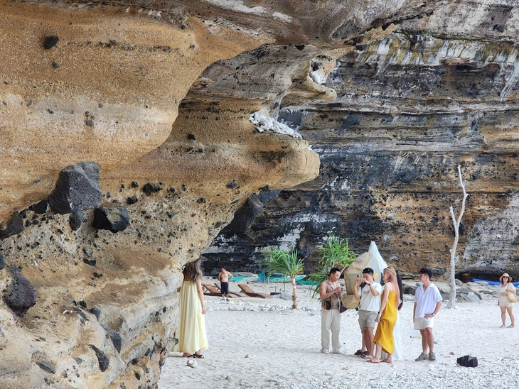 Lý Sơn - Ảnh 2.