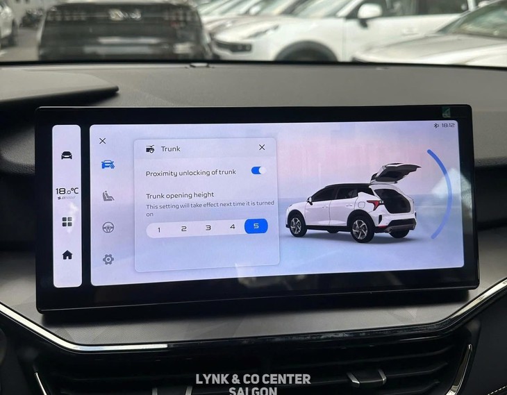 Lynk & Co 06 - Ảnh 2.