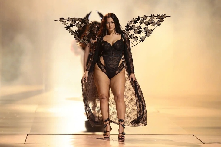 Victoria’s Secret Fashion Show nỗ lực trở lại hay màn chào tạm biệt cuối cùng? - Ảnh 4.