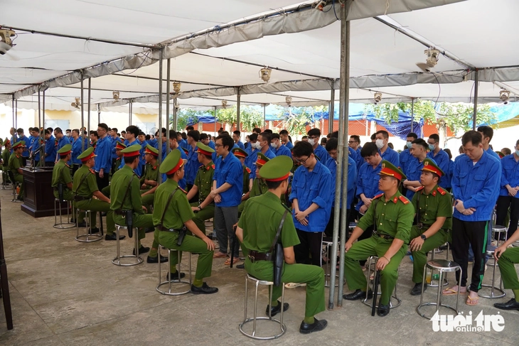 đòi nợ - Ảnh 2.