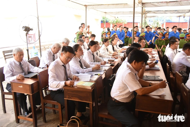 đòi nợ - Ảnh 3.