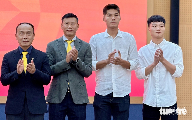 HLV Thạch Bảo Khanh: 'PVF-CAND sẽ gây bất ngờ ở V-League' - Ảnh 1.