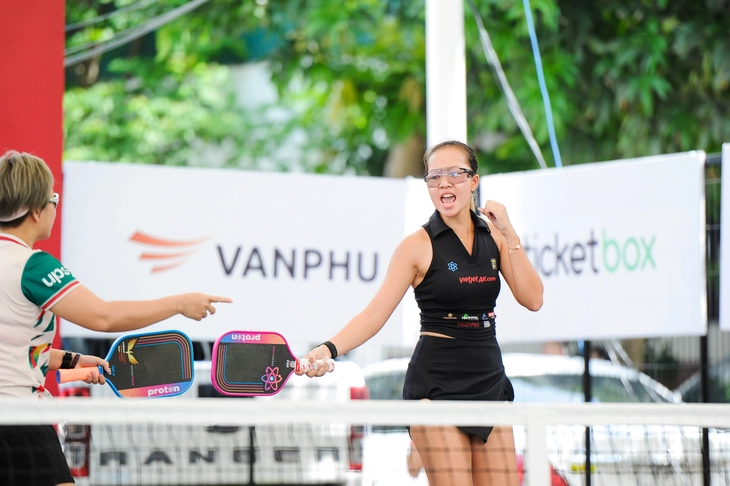 Tay vợt nữ 17 tuổi Việt Nam ký hợp đồng với Hiệp hội Pickleball Mỹ - Ảnh 3.