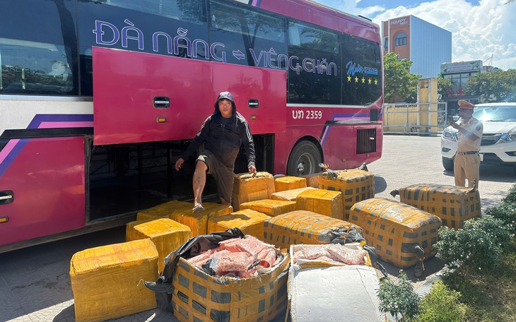 Trung Quốc phanh phui nhà máy chân gà tẩy hoá chất, dư luận bức xúc - Ảnh 3.