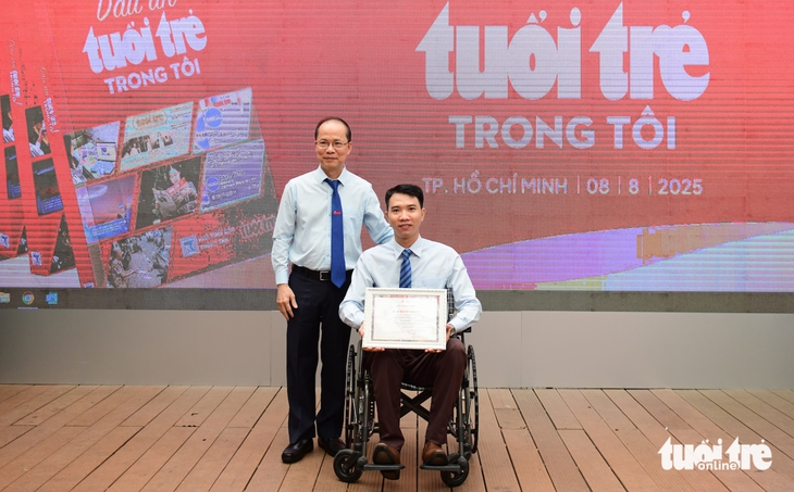 Tuổi Trẻ và bạn đọc gắn bó như hình với bóng - Ảnh 1. Tuổi Trẻ - Ảnh 1.