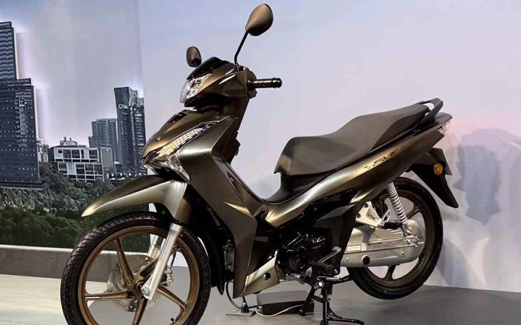Honda Wave Thái có bản đặc biệt: Dàn 'áo' thể thao, phuộc đặc biệt, giá chưa nhập đã ngang Vespa - Ảnh 10.