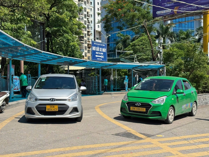 'Con cá Hyundai Grand i10 muốn lớn cũng khó, khi cái ao đầy xe cùng tầm tiền mà ngon hơn' - Ảnh 6.
