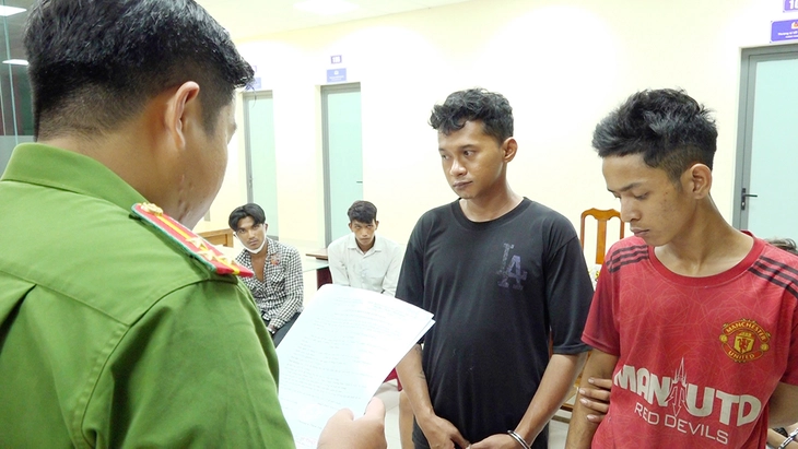 Bắt nhóm thanh niên rủ nhau đi trộm bất thành rồi tấn công nhà dân - Ảnh 1.