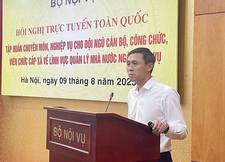 Bộ Nội vụ hướng dẫn phân định vị trí việc làm của lãnh đạo, công chức cấp xã - Ảnh 3.