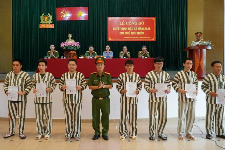 Chí Hòa - Ảnh 2.