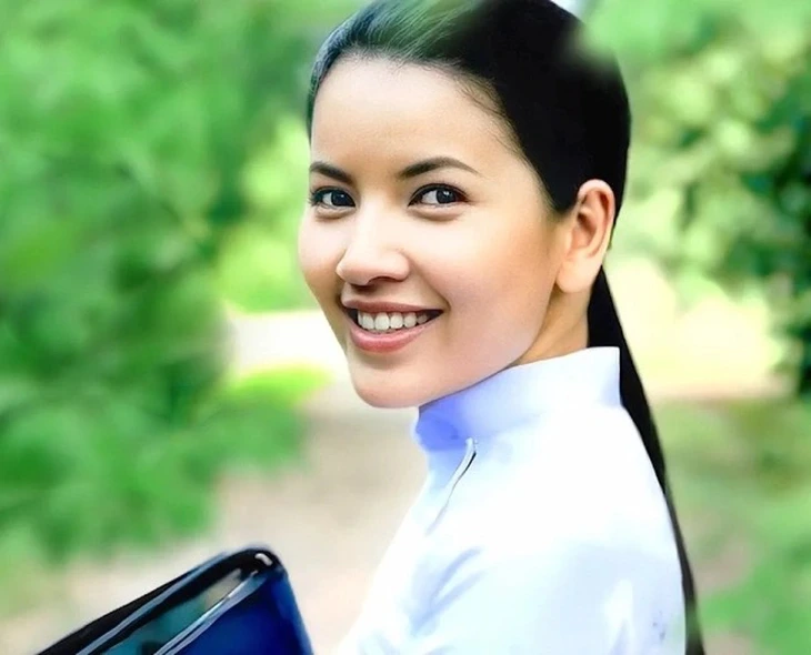NSƯT Ngọc Trinh - Ảnh 1.