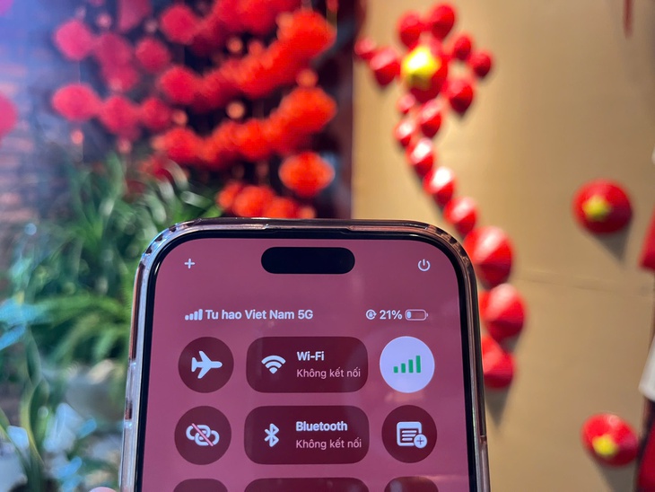 ‘Tự hào Việt Nam’ - Hiệu ứng đặc biệt từ VinaPhone trong ngày Quốc khánh - Ảnh 1. VinaPhone - Ảnh 1.