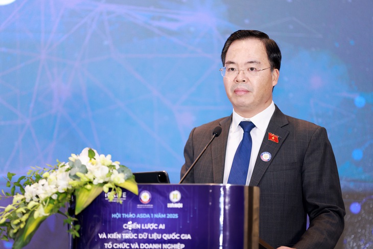 Việt Nam muốn dẫn đầu Đông Nam Á về AI, cần sớm ban hành luật - Ảnh 1.