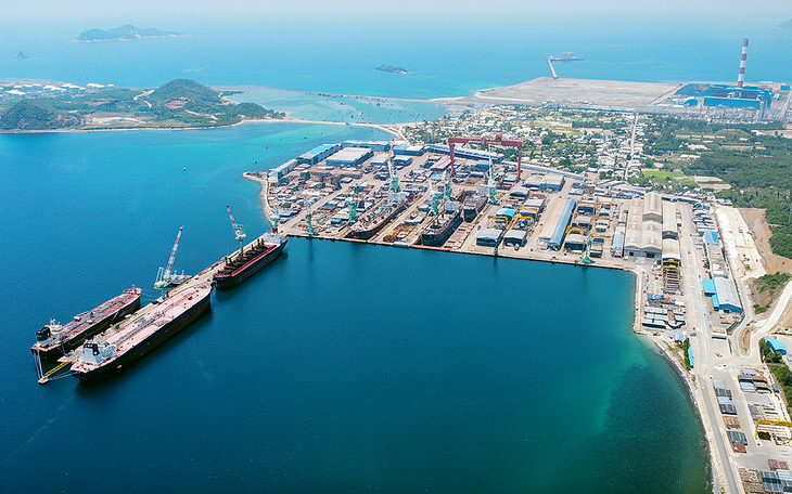 Khánh Hòa chấp thuận 3 nhà đầu tư rót hơn 10.000 tỉ đồng  vào Khu kinh tế Vân Phong - Ảnh 2.