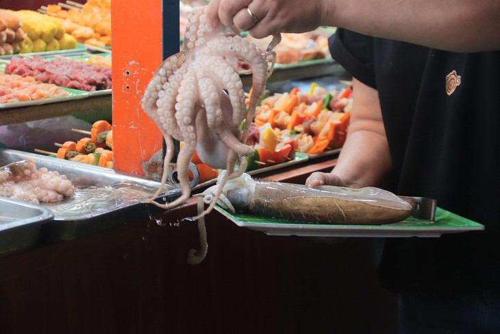 chợ đêm Sơn Trà - Ảnh 7.