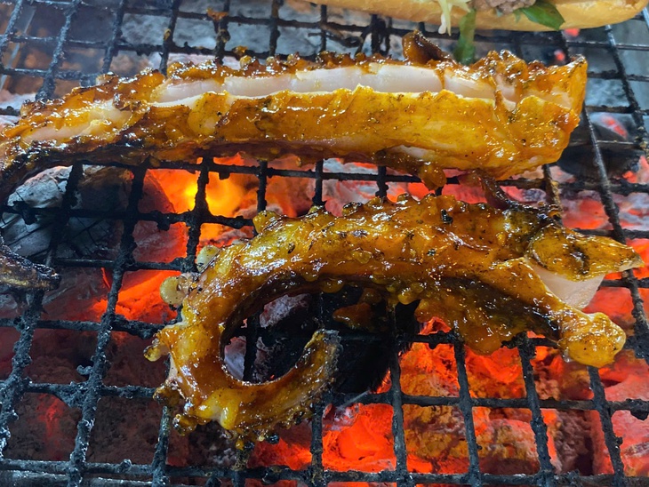 chợ đêm Sơn Trà - Ảnh 6.
