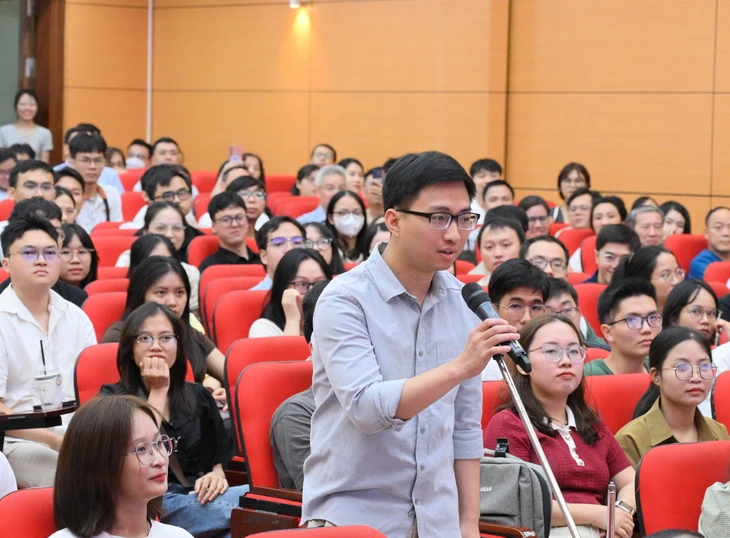 Hô tên chọn chuyên ngành bác sĩ nội trú 'hấp dẫn hơn cả Miss Grand' - Ảnh 1.