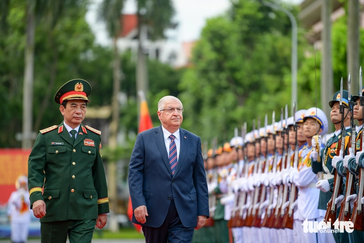 Lần đầu tiên Bộ Quốc phòng Thổ Nhĩ Kỳ cử sĩ quan tham mưu sang đào tạo tại Việt Nam - Ảnh 1.