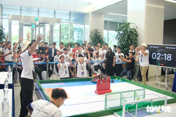 Gần 20.000 người học, giáo viên được đào tạo công nghệ từ dự án Samsung Innovation Campus - Ảnh 2.