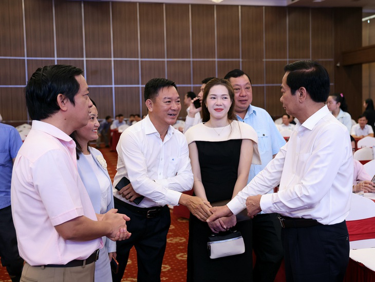 Doanh nghiệp - Ảnh 1.