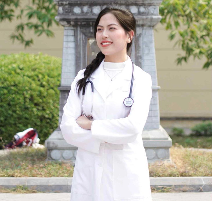 Nữ bác sĩ nội trú chuyên ngành y học hạt nhân không bỏ cuộc dù nước mắt ướt gối - Ảnh 2.