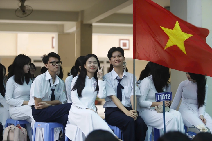 Học sinh TP.HCM dự kiến được nghỉ Tết Nguyên đán 2026 hai tuần - Ảnh 1.