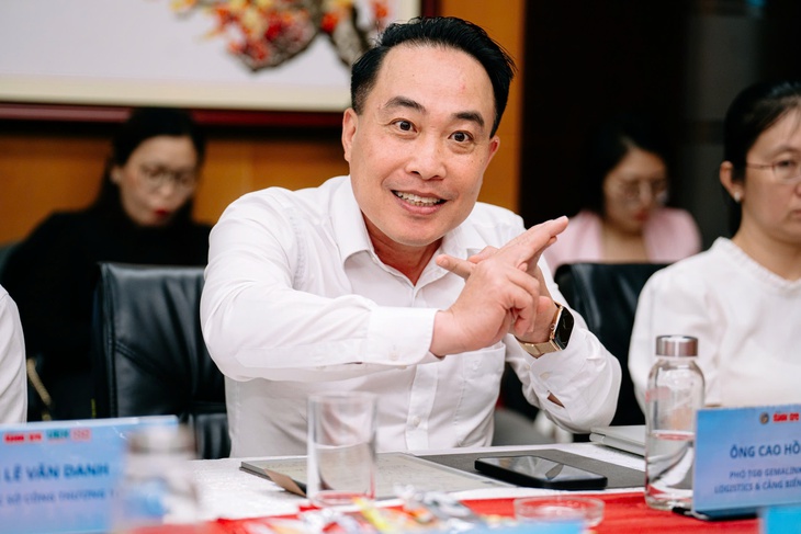 TP.HCM mới cần ‘một quy hoạch, một cửa khẩu’ để bứt phá dịch vụ logistics - Ảnh 1.