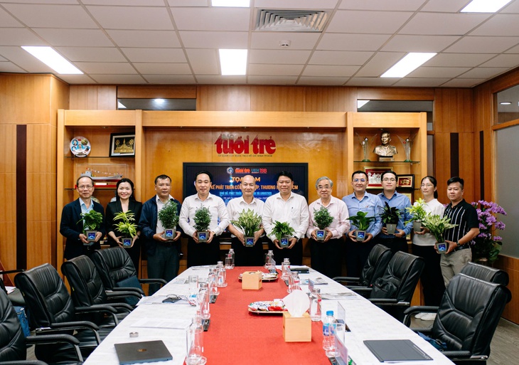 TP.HCM mới cần ‘một quy hoạch, một cửa khẩu’ để bứt phá dịch vụ logistics - Ảnh 2.
