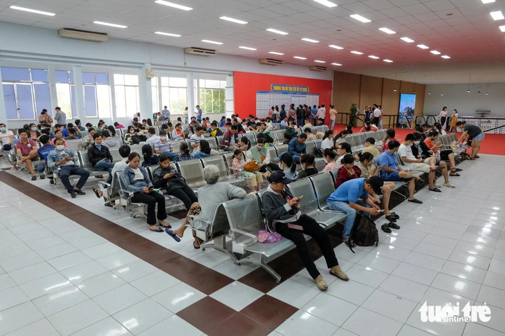 Đường sắt mở bán vé tàu Tết Bính Ngọ 2026 từ ngày 20-9 - Ảnh 1.