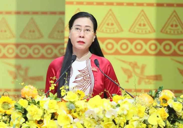 Bí thư Tỉnh ủy Quảng Ngãi: Một nhiệm kỳ mới, hành trình mới bắt đầu từ hôm nay - Ảnh 1.