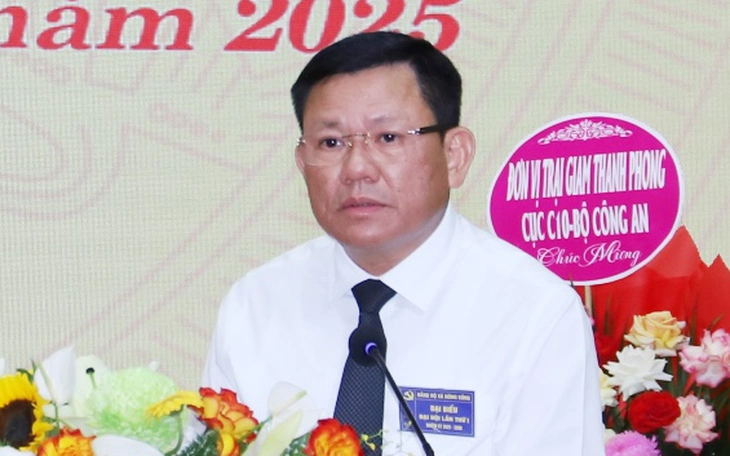 Khởi tố nguyên giám đốc Sở Giáo dục và Đào Thanh Hóa Trần Văn Thức - Ảnh 2.