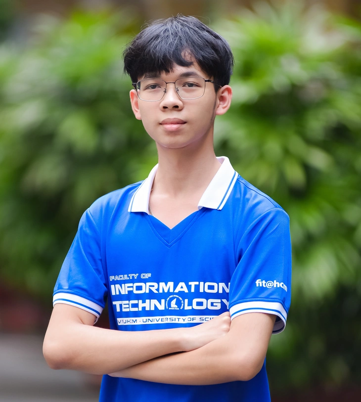 Ba thủ khoa Trường ĐH Khoa học tự nhiên cùng đạt điểm gần tuyệt đối, bí quyết học gây bất ngờ - Ảnh 4.