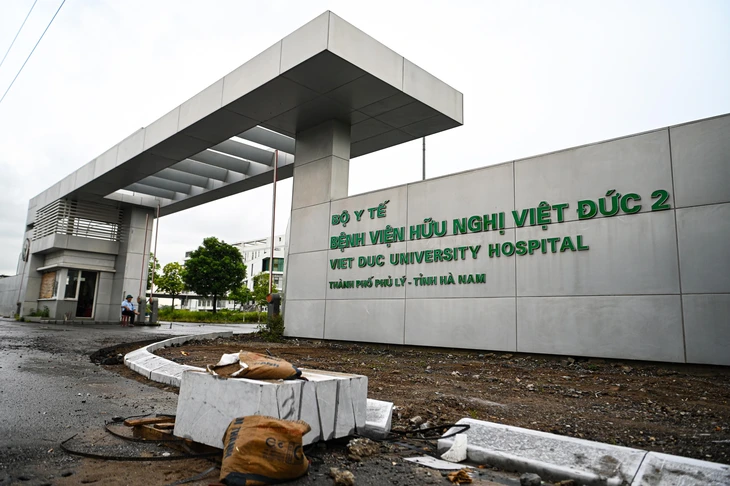 Phấn đấu khánh thành Bệnh viện Việt Đức và Bạch Mai cơ sở 2 vào ngày 19-12 - Ảnh 2. bệnh viện Việt Đức - Ảnh 2.