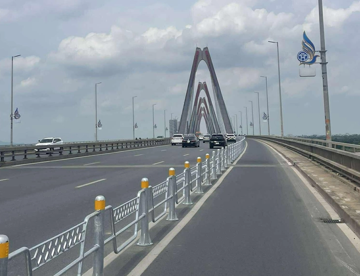 cầu Nhật Tân - Ảnh 1.
