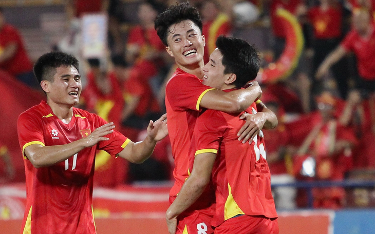 Báo Sina: U23 Trung Quốc quá yếu, mong chung bảng Việt Nam - Ảnh 2.