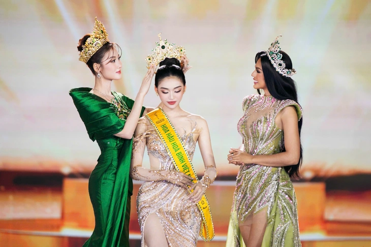 Nghi vấn top 5 Miss Grand Vietnam 2025 biết trước câu hỏi ứng xử - Ảnh 1.