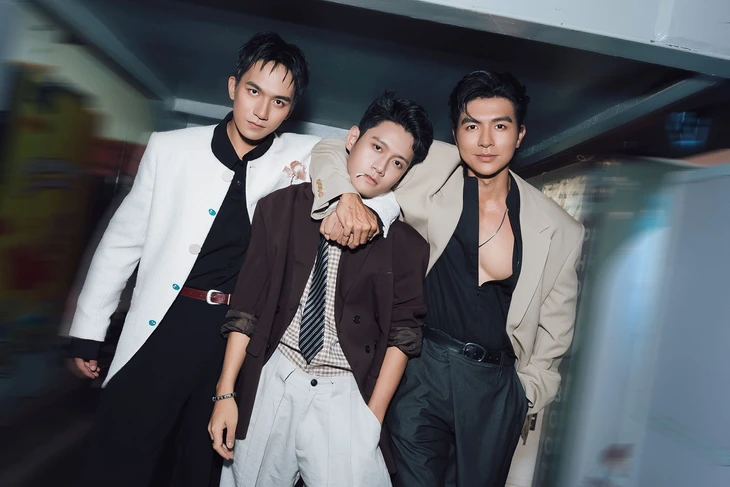 Mưa đỏ - Ảnh 2.