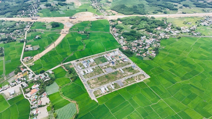 Quảng Ngãi giao đơn vị 'chủ công' giải phóng mặt bằng đường sắt tốc độ cao Bắc - Nam - Ảnh 1.