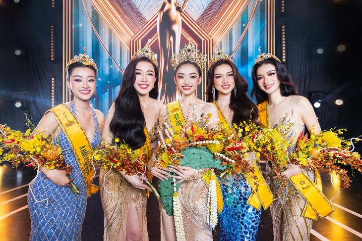 Miss Grand Vietnam 2025 ghi điểm với hô tên cập nhật tỉnh thành mới bằng thơ ca - Ảnh 3. Miss Grand Vietnam - Ảnh 3.