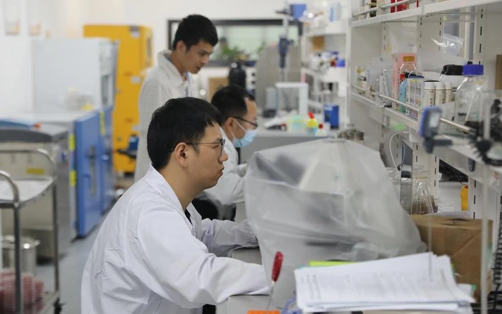 22.000 thanh niên Trung Quốc chen chân tại hội chợ việc làm - Ảnh 3.