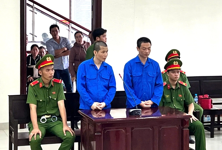 Đâm chết người sau khi cãi nhau trong quán karaoke ở Tây Ninh, 2 người lãnh án tù - Ảnh 1.