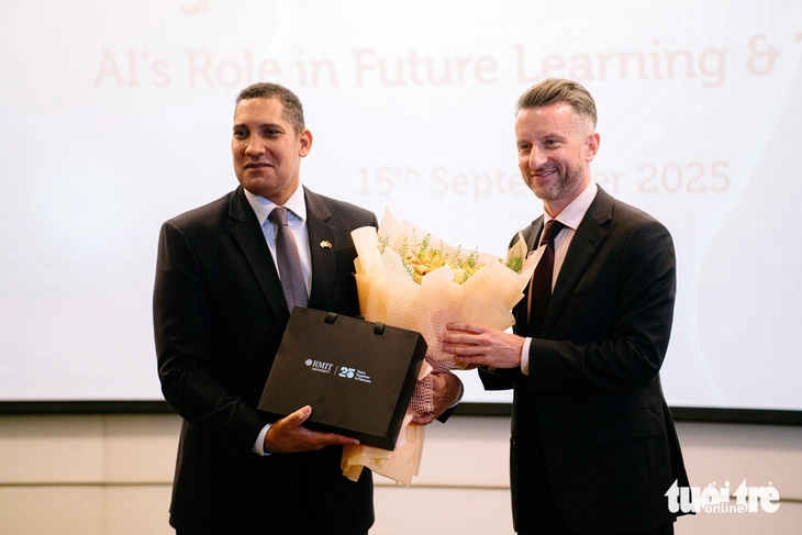 Mong chờ nhà khoa học Việt Nam đạt giải thưởng Nobel - Ảnh 4. Mong chờ nhà khoa học Việt Nam đạt giải thưởng Nobel - Ảnh 4.