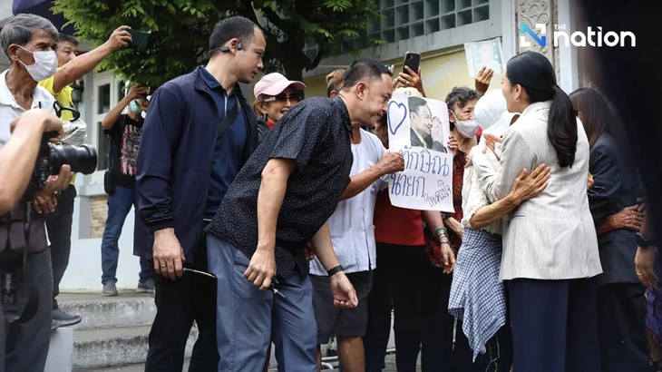 Ông Thaksin - Ảnh 2.