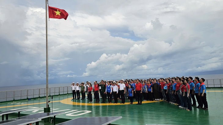 Đoàn đại biểu TP.HCM kết thúc chuyến công tác đong đầy yêu thương - Ảnh 4.