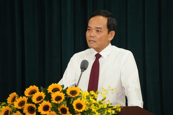 Thành ủy TP.HCM tổ chức hội nghị thảo luận về các văn kiện trình Đại hội Đảng bộ TP.HCM lần thứ I - Ảnh 1.