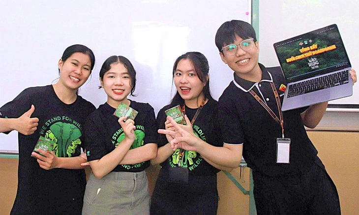 vào rừng Việt Nam - Ảnh 1.