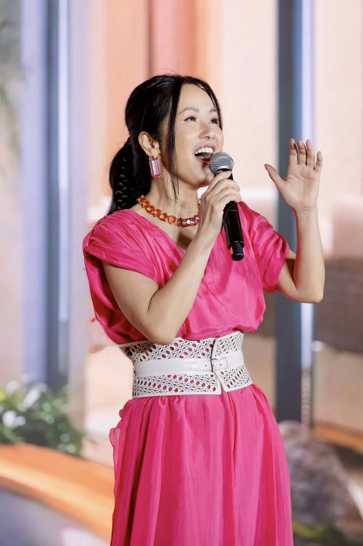 Diva Hồng Nhung nói về Trấn Thành bằng 6 chữ gây sốt mạng xã hội - Ảnh 4.