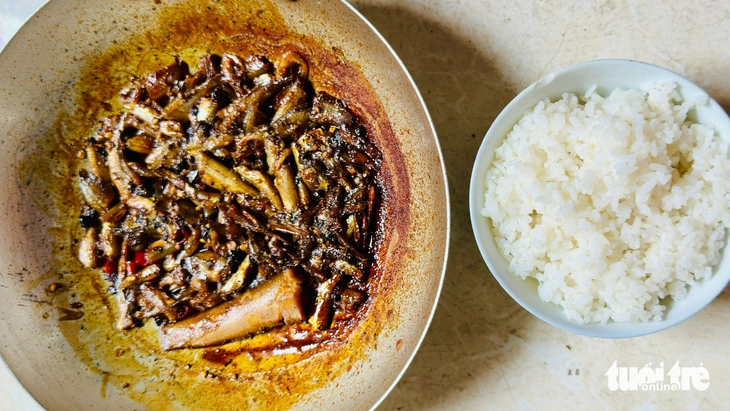 cá, mắm, rau đồng - Ảnh 1.