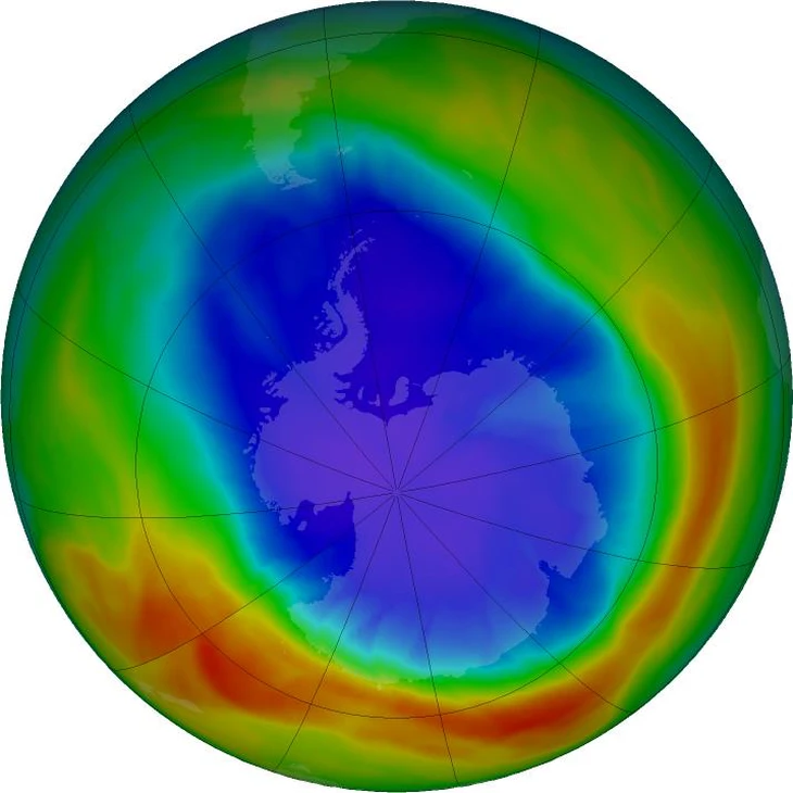 Tầng ozone của Trái đất có thể hoàn toàn 'bình phục' trong vài thập kỷ tới - Ảnh 1.