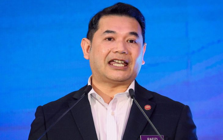 Bộ trưởng Malaysia nói áp lực công việc là một trong những nguyên nhân gây đồng tính - Ảnh 3.